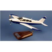 Piper PA.28 Arrow II - 1/24 32x45cm